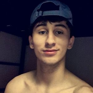 Meet your Posher, Devin